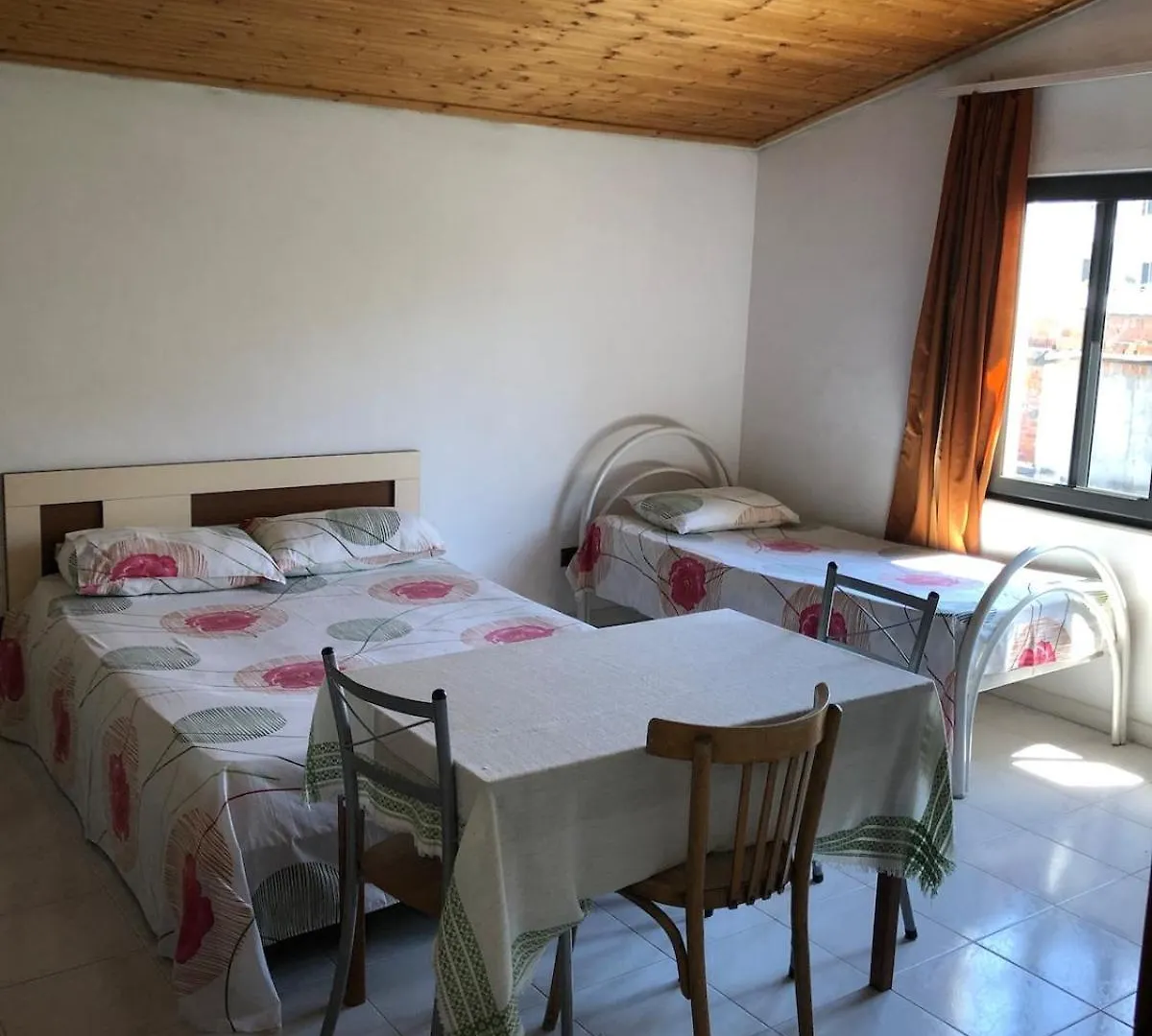 Valentina Room Rent Durres